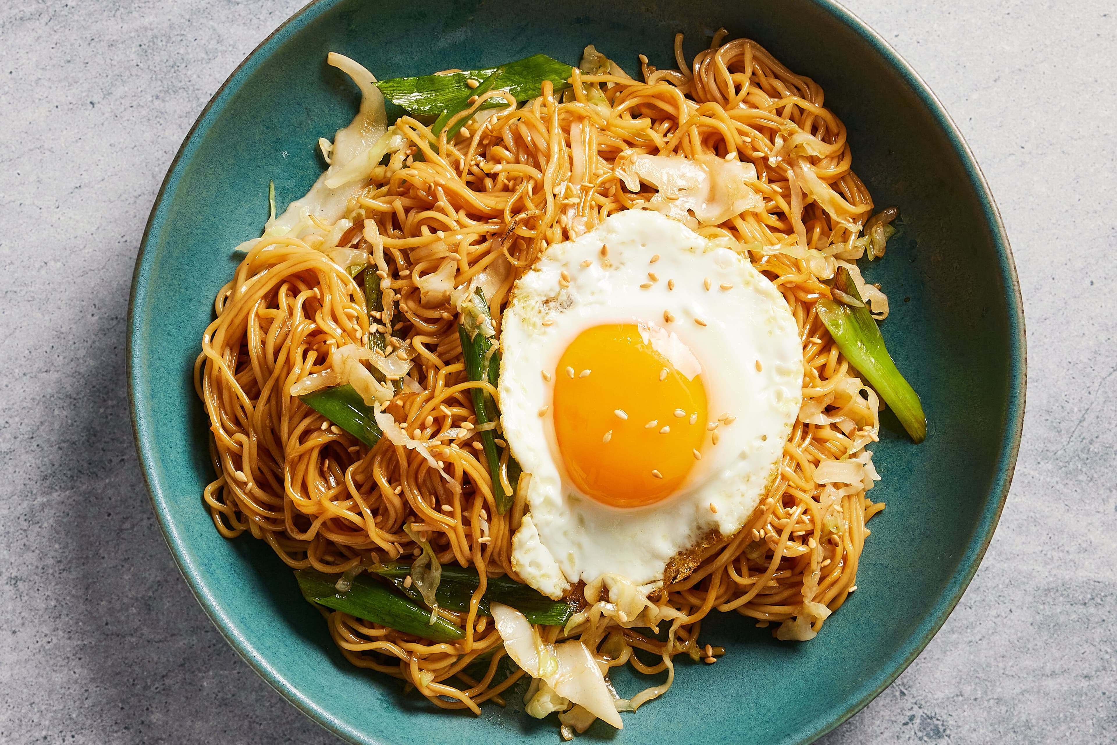 Street Style Noodles Egg - Indo Chinese